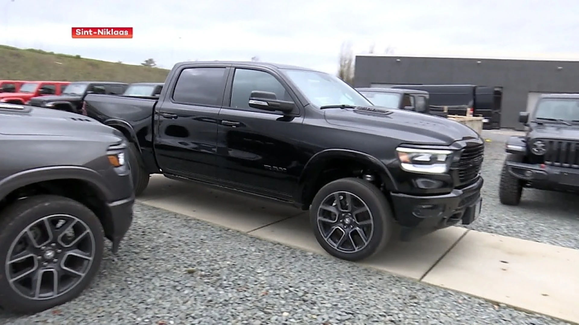 Steeds meer Vlamingen kiezen voor een pick-up, en dat voelt dit bedrijf uit Sint-Niklaas