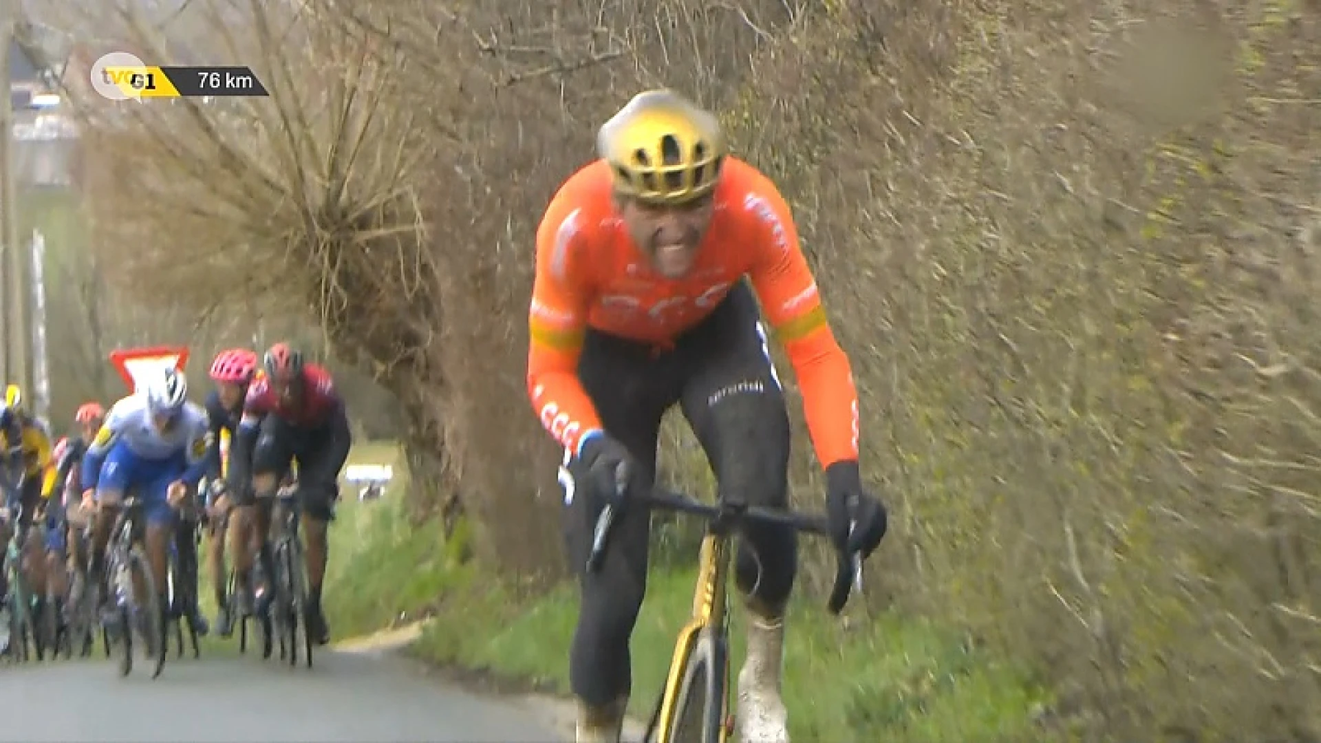 Stuyven wint Omloop, Van Avermaet en Naesen doen niet mee voor de prijzen