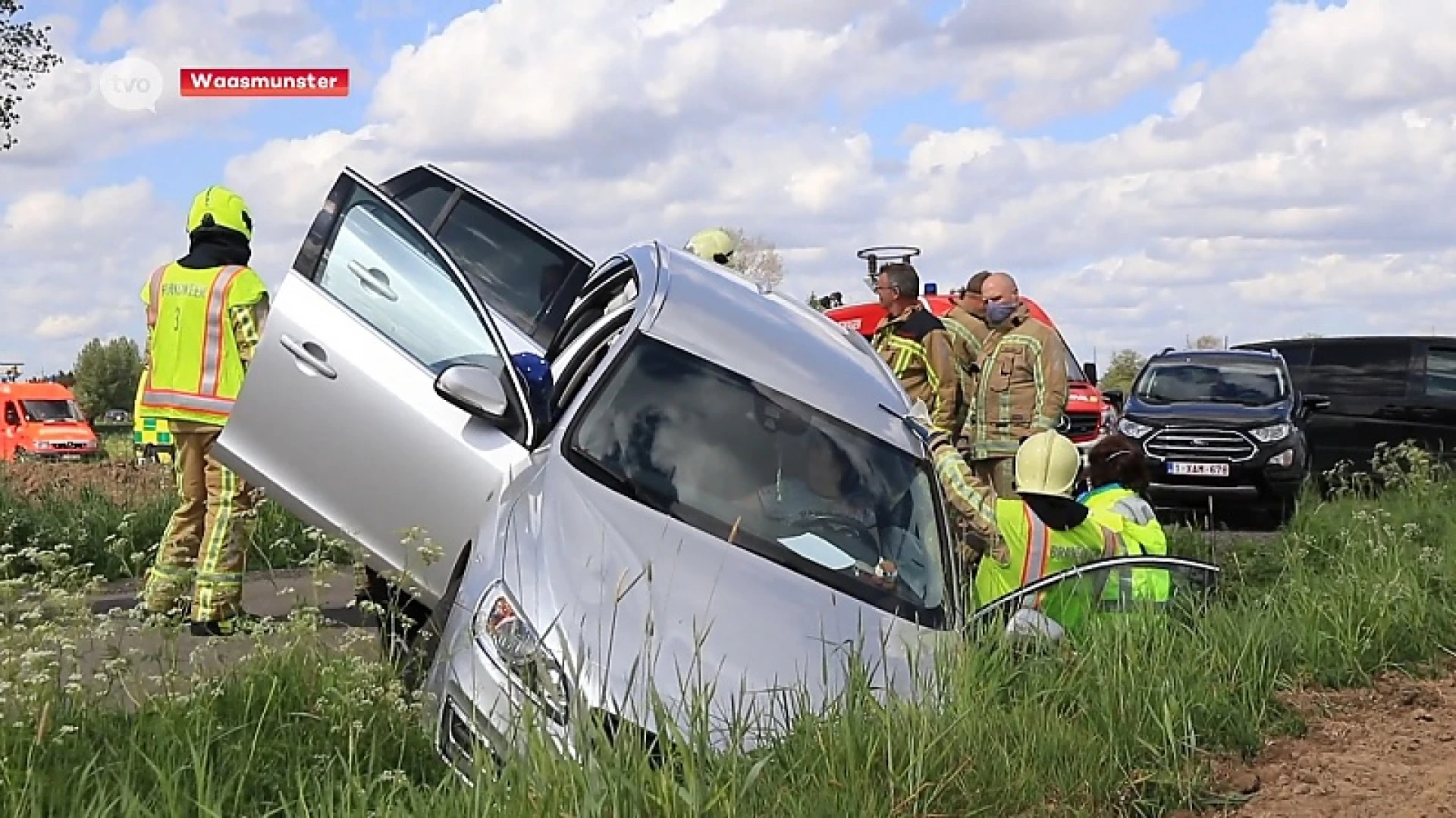 Vrouw zwaargewond na auto-ongeval in Waasmunster