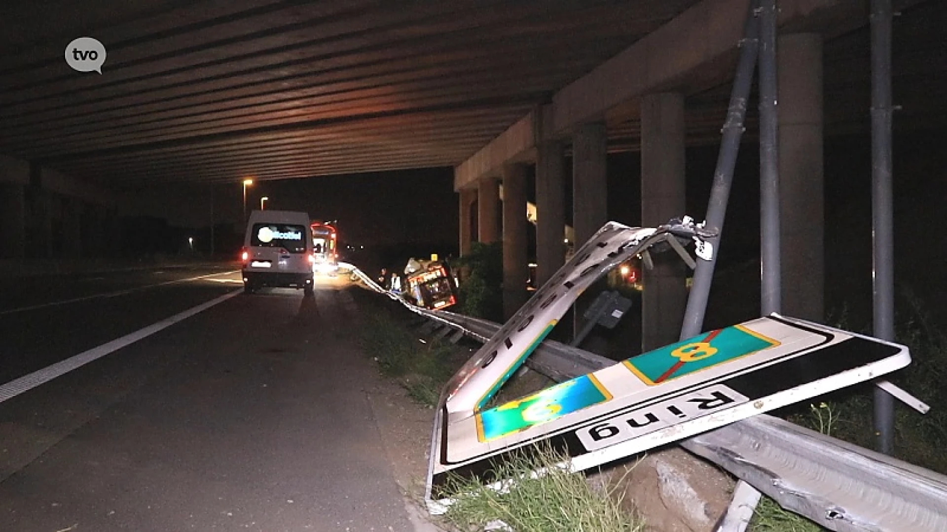 Vrachtwagenchauffeur richt ravage aan op E34