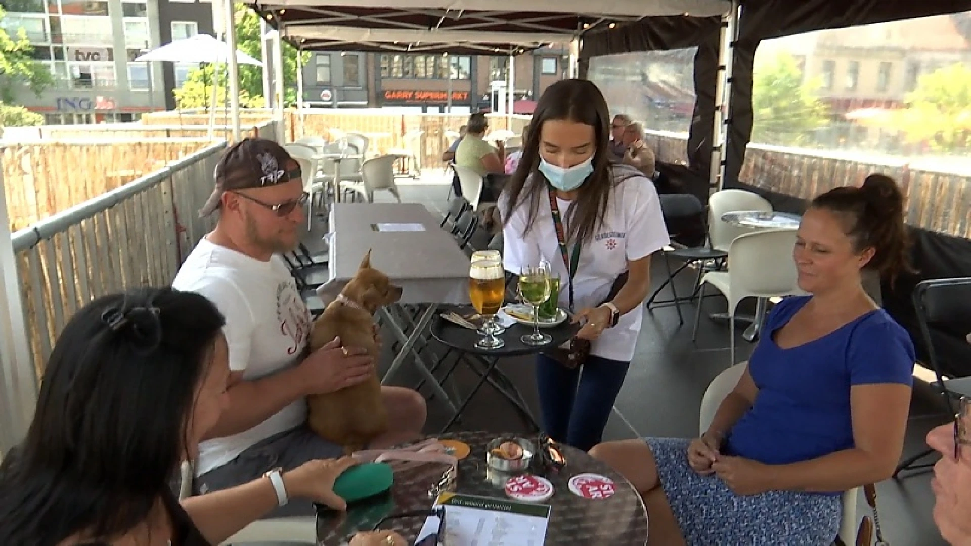 Zowel cafébezoekers als uitbaters tonen begrip voor strengere regels