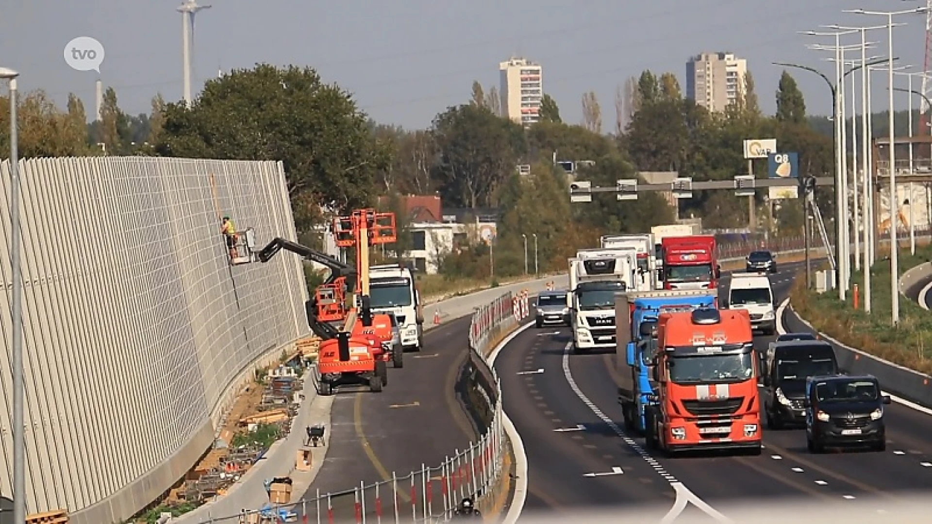 Geluidswal langs E17 tussen Zwijndrecht en afrit Kruibeke krijgt vorm