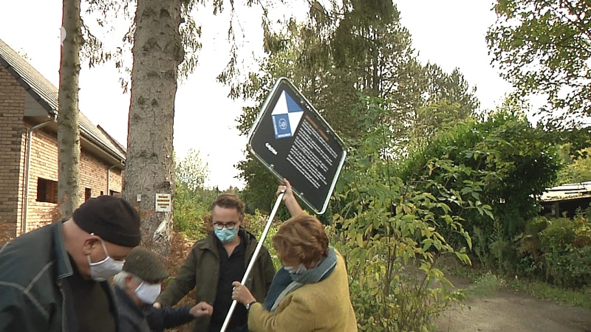 Week van het Bos: Groen plaats 'erfgoedbord' aan Bekafbos in Stekene