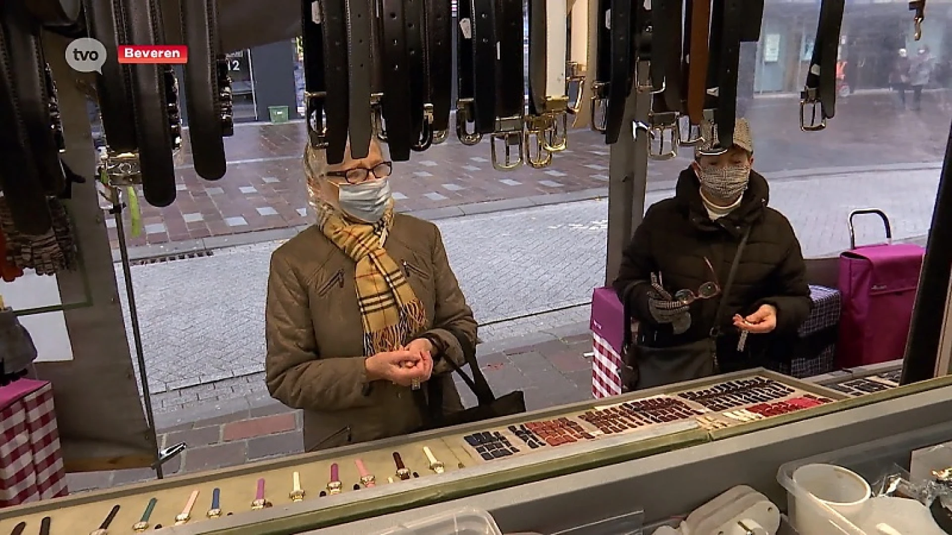 Aangenaam druk in Beveren bij heropening winkels en wekelijkse marktdag