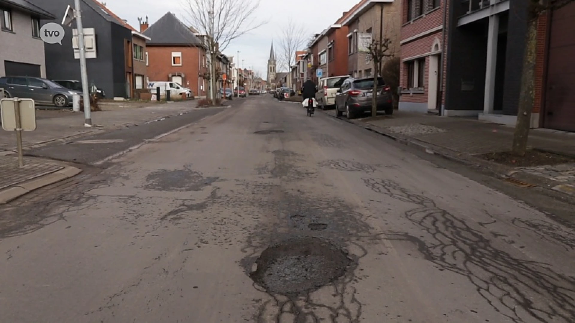 Vorst en omleiding herscheppen Spoorweglaan in Melsele in maanlandschap