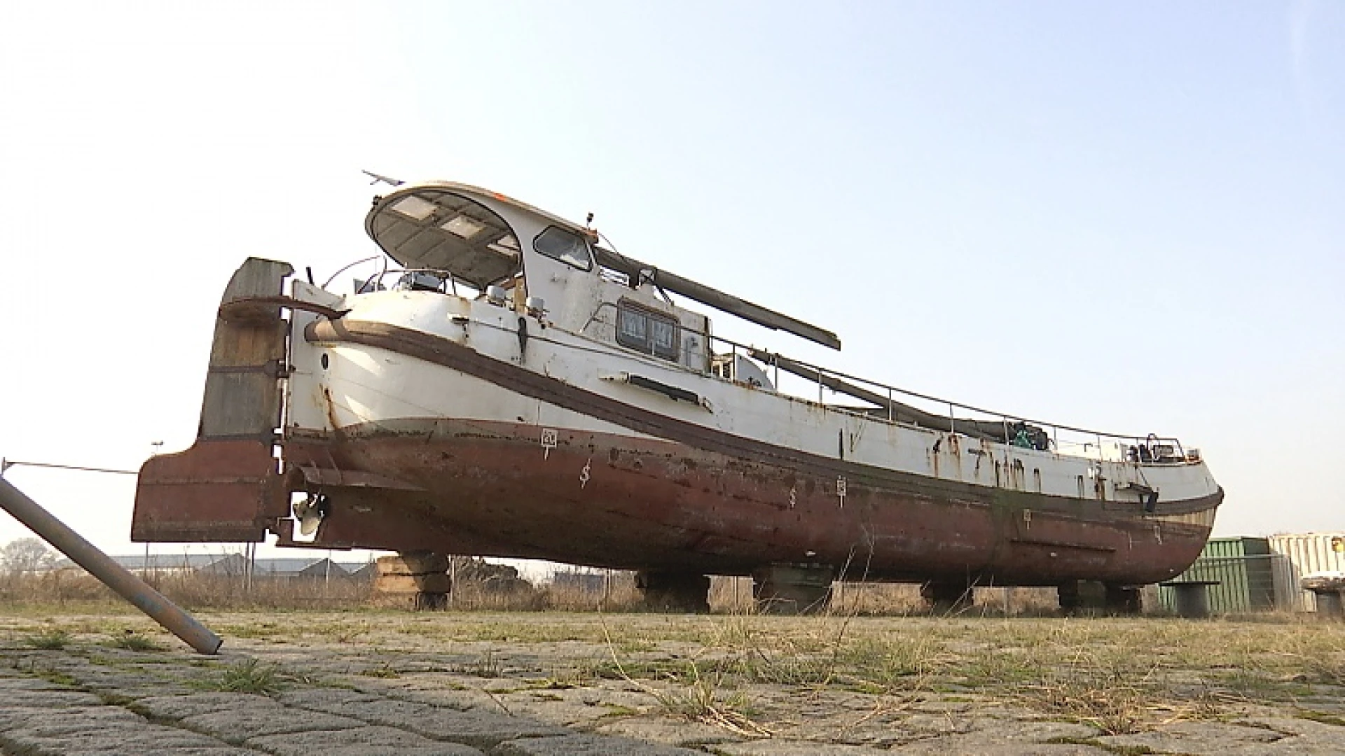 Historisch schip Ortelius wordt in Doel gerestaureerd