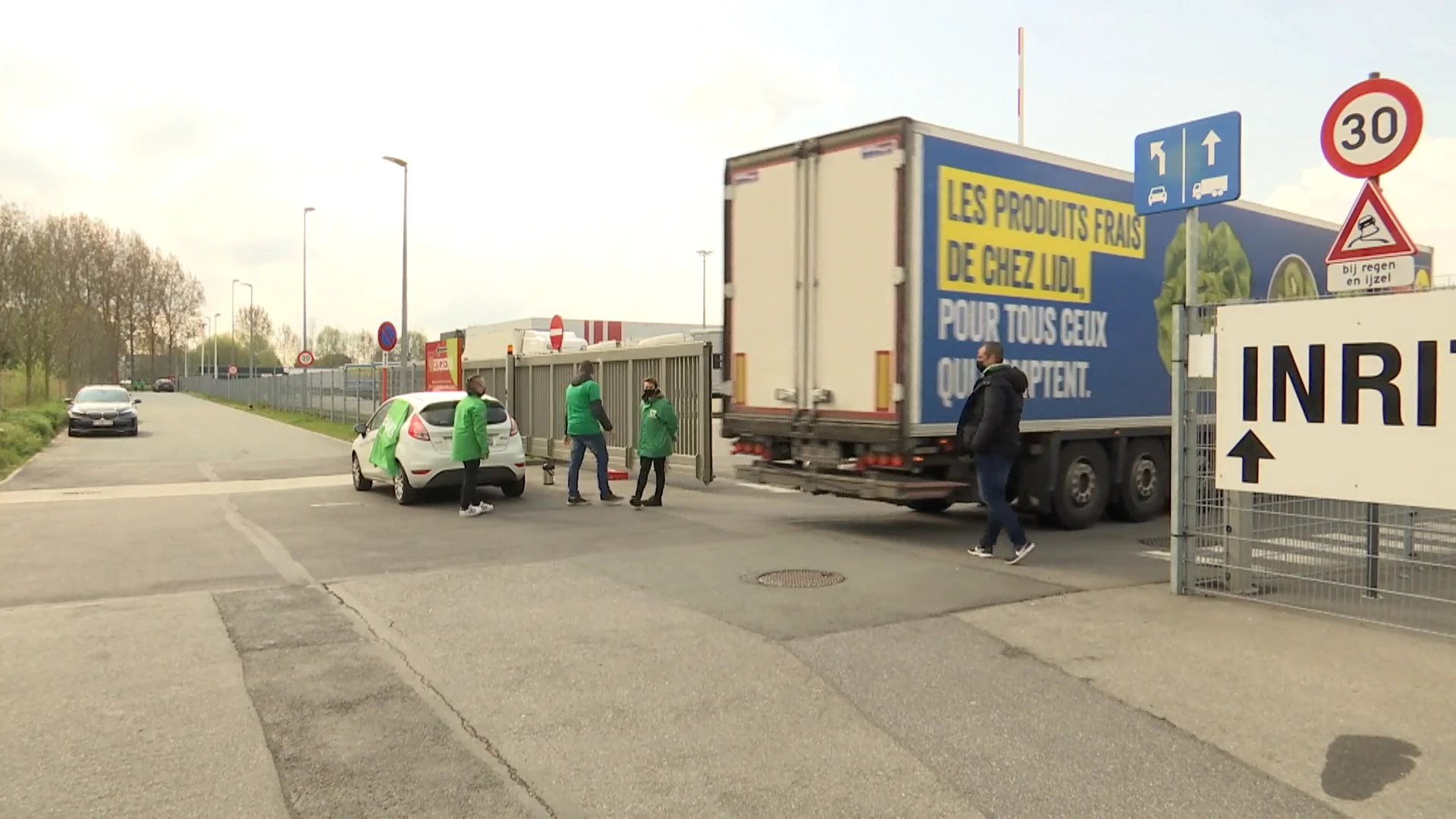 Protest aan distributiecentrum Lidl Sint-Niklaas: "Werkdruk veel te hoog"