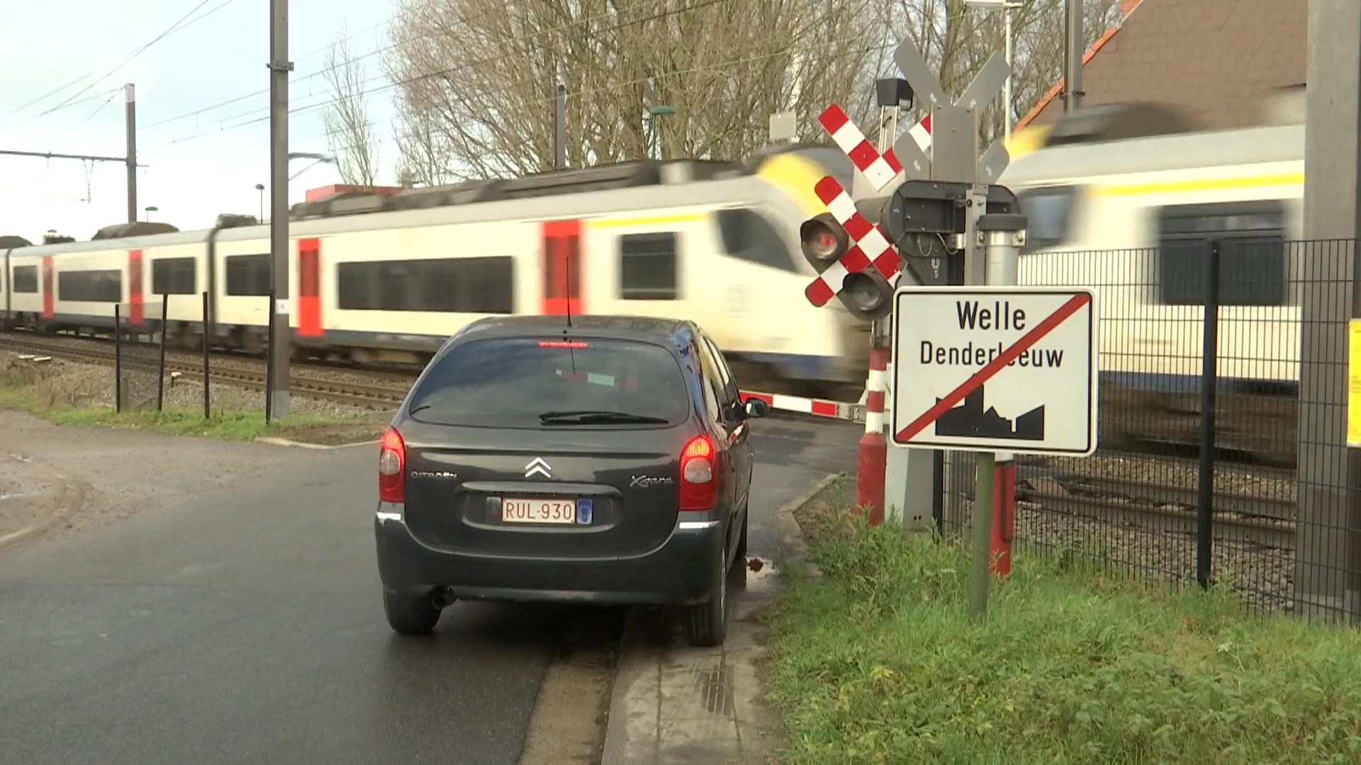 Infrabel trekt aanvraag tot sluiting spoorwegovergang Welle (voorlopig) in