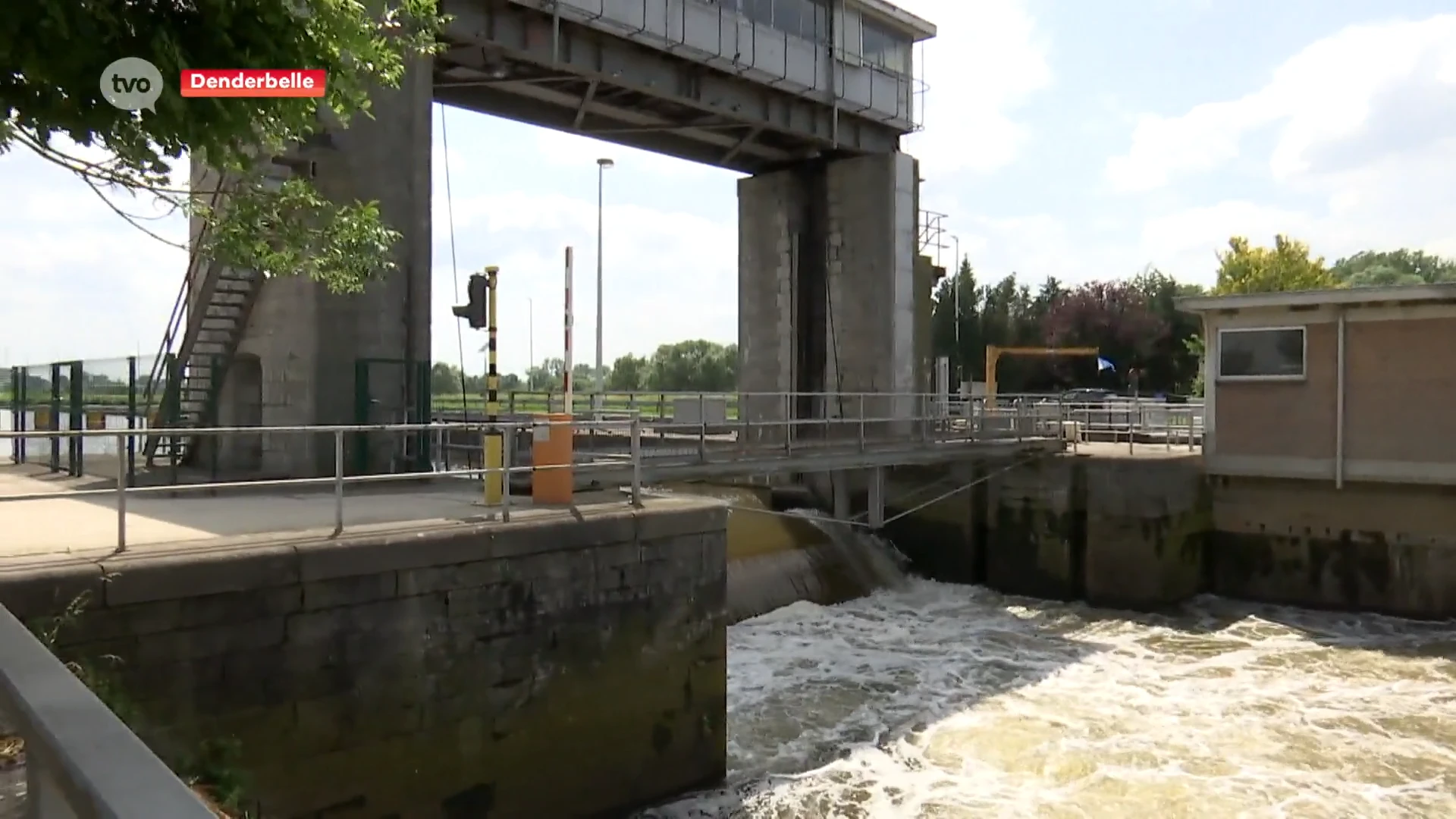 Sas Denderbelle krijgt nieuwe sluis en stuw