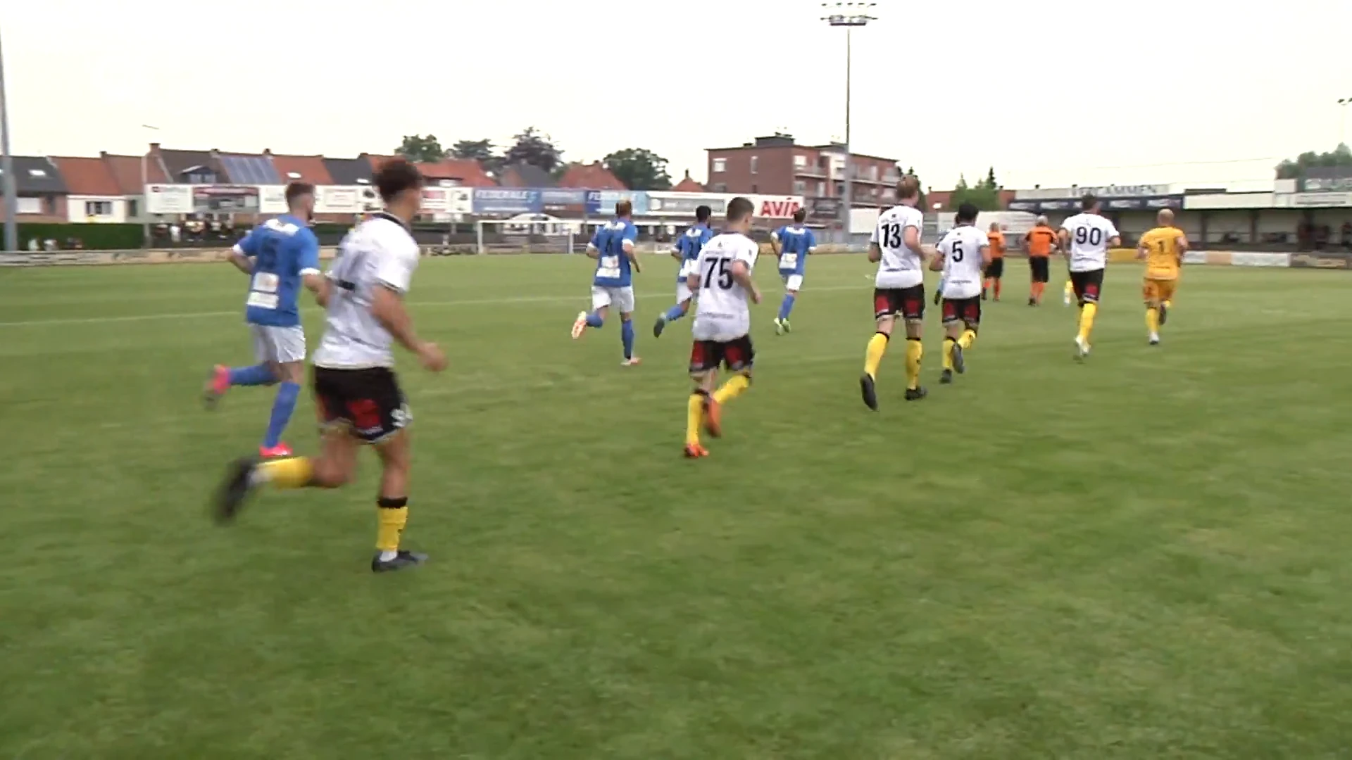 Streekploegen hernemen trainingen: Aalst klopt Lokeren-Temse