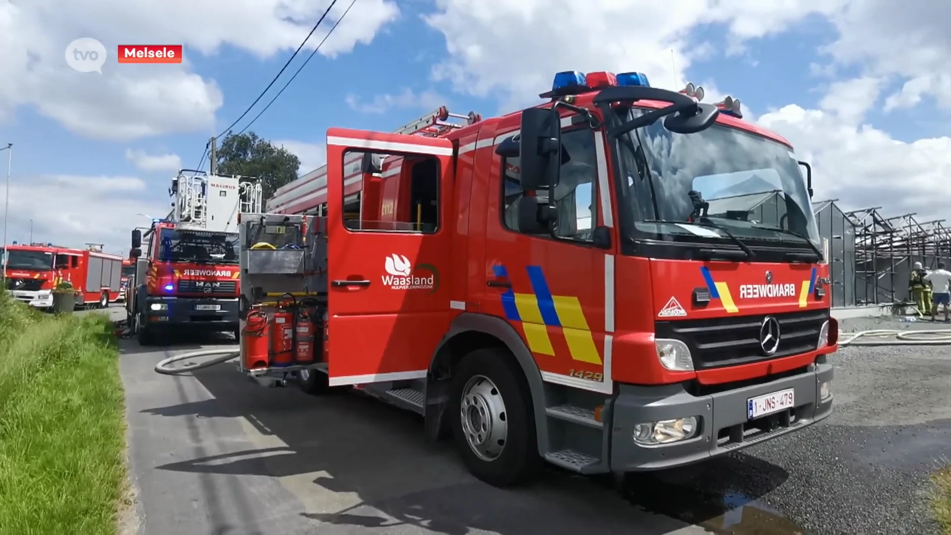 Melsele: Korte maar hevige brand zorgt voor grote rookpluim