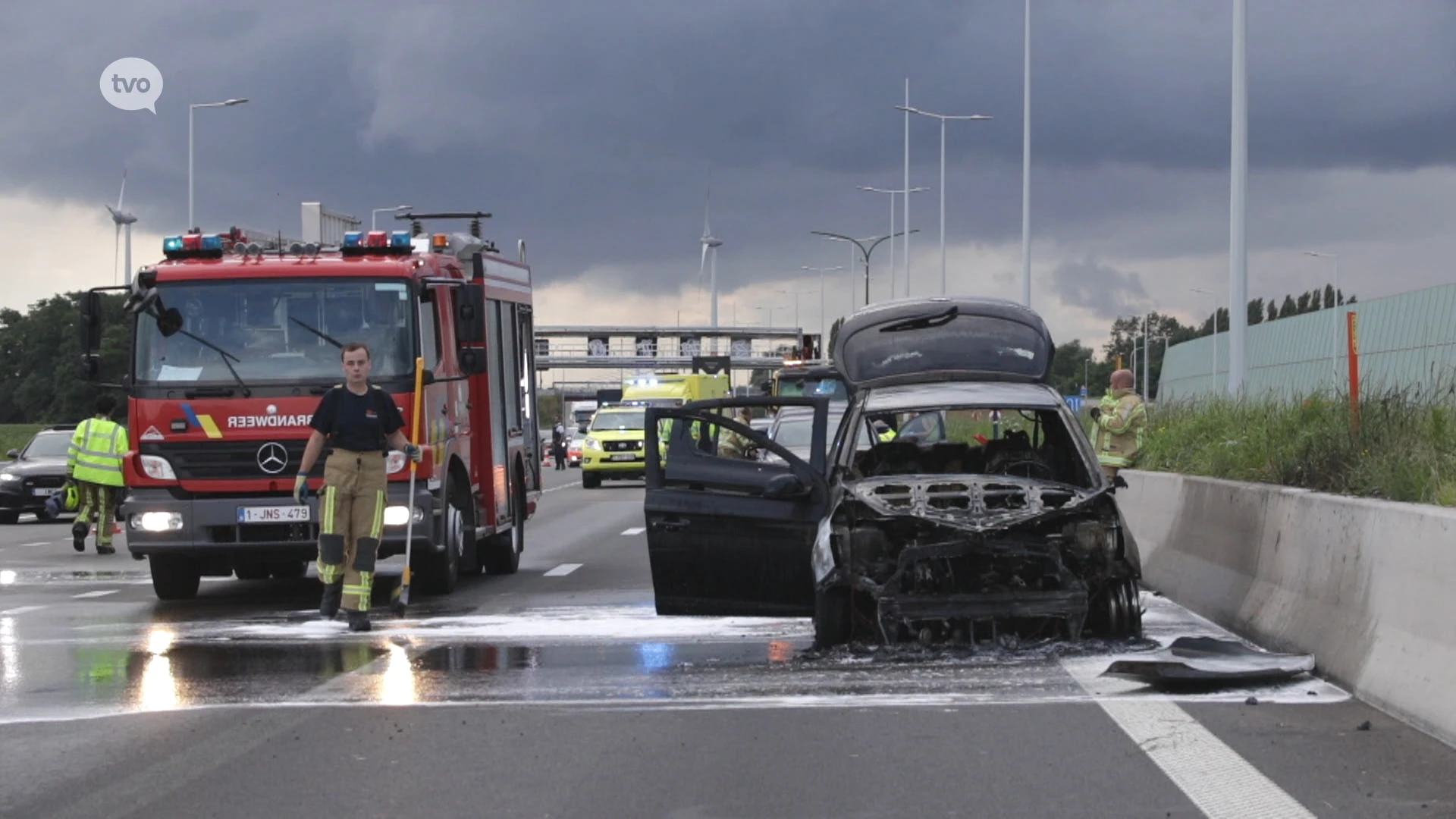 Kettingbotsing met zes voertuigen op E17 in Kruibeke