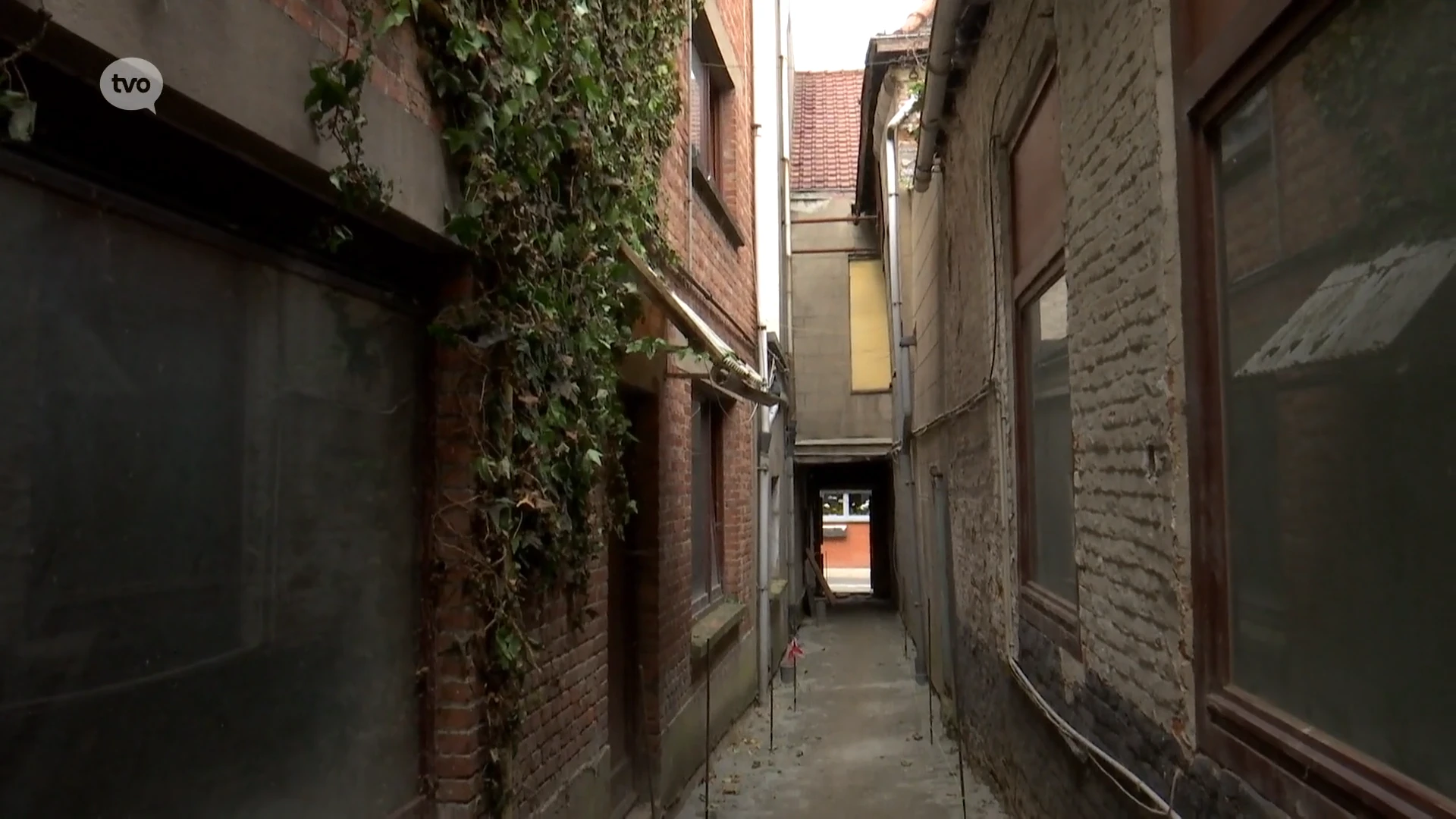 Vergeten steegje in Geraardsbergen in ere hersteld