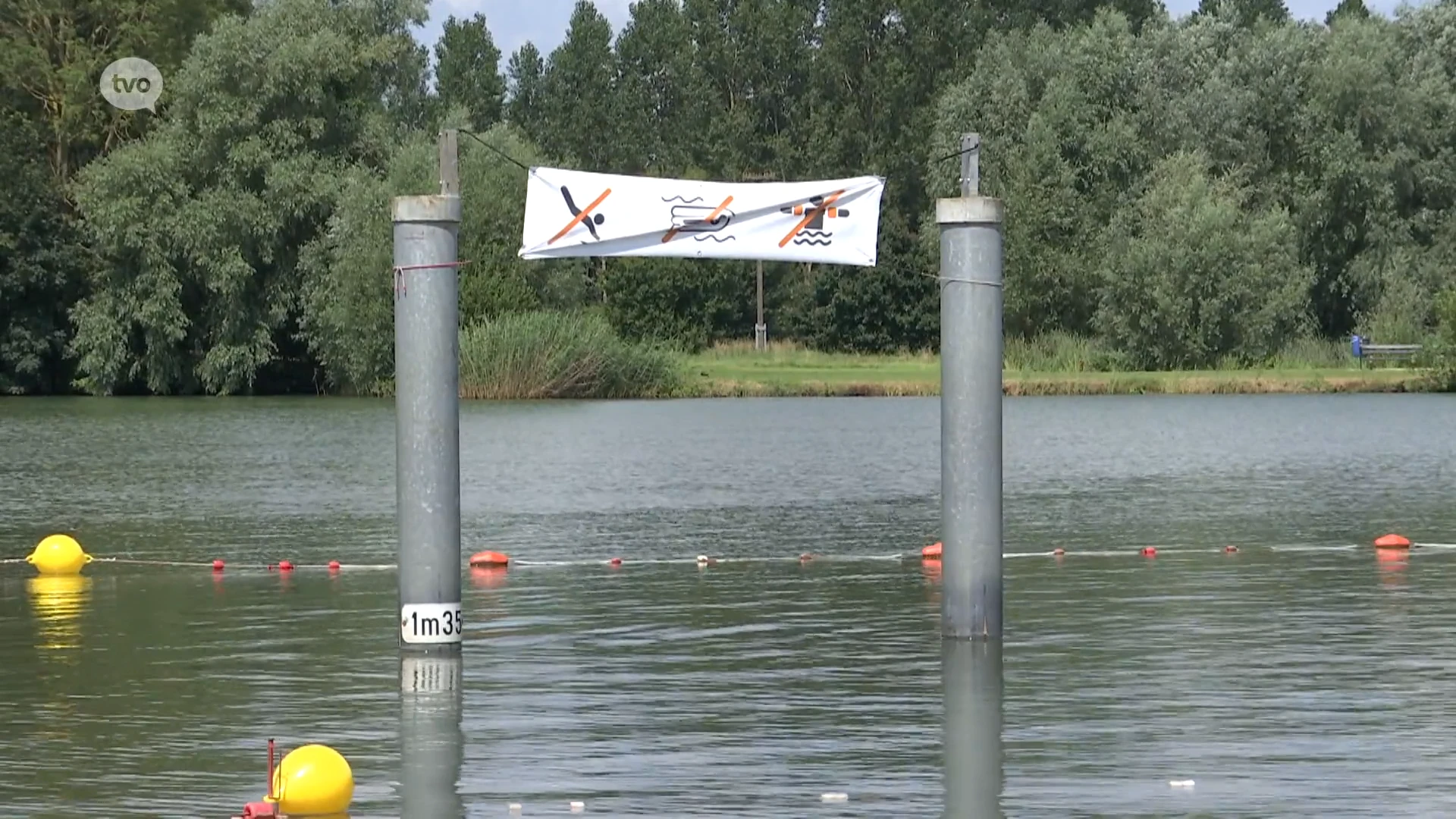 Zwemmen verboden vanwege blauwalgen in recreatiedomein De Gavers