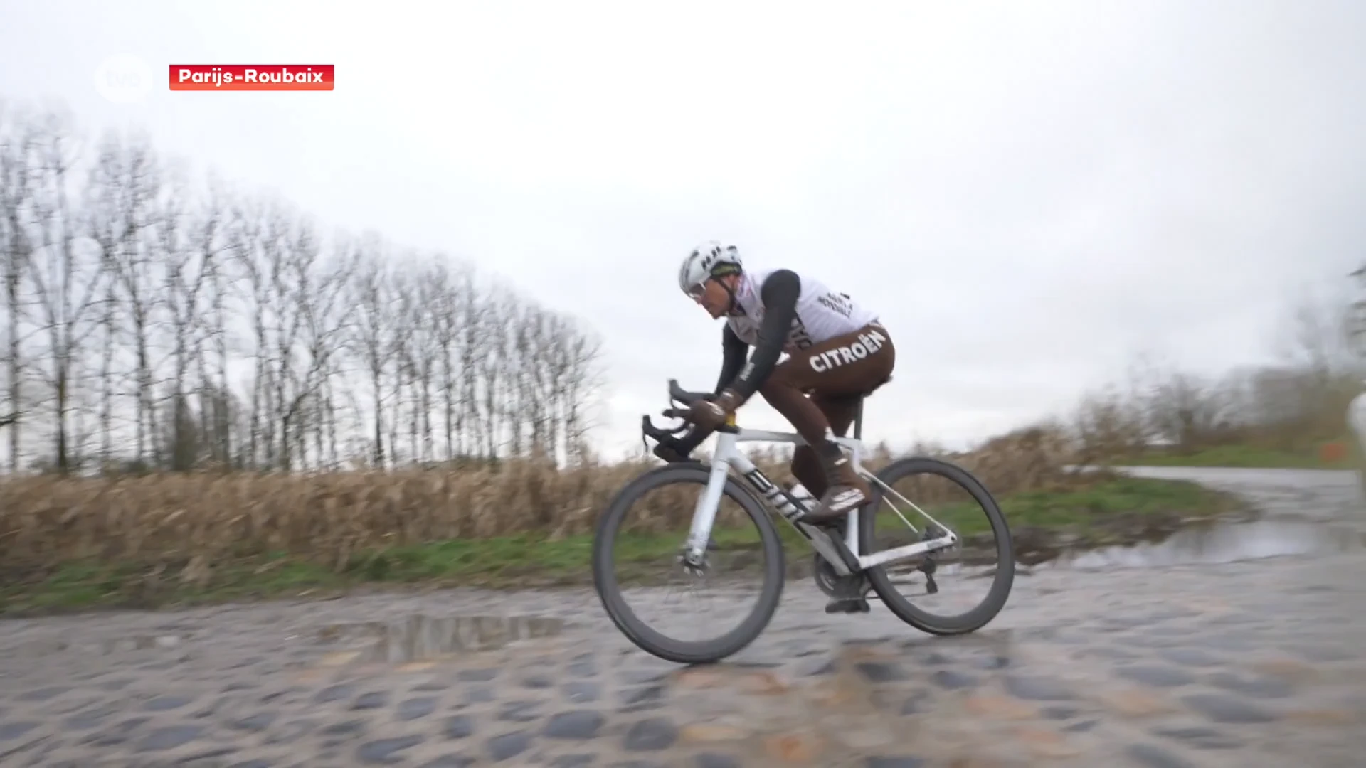 Greg Van Avermaet en Oliver Naesen blikken vooruit naar zondag