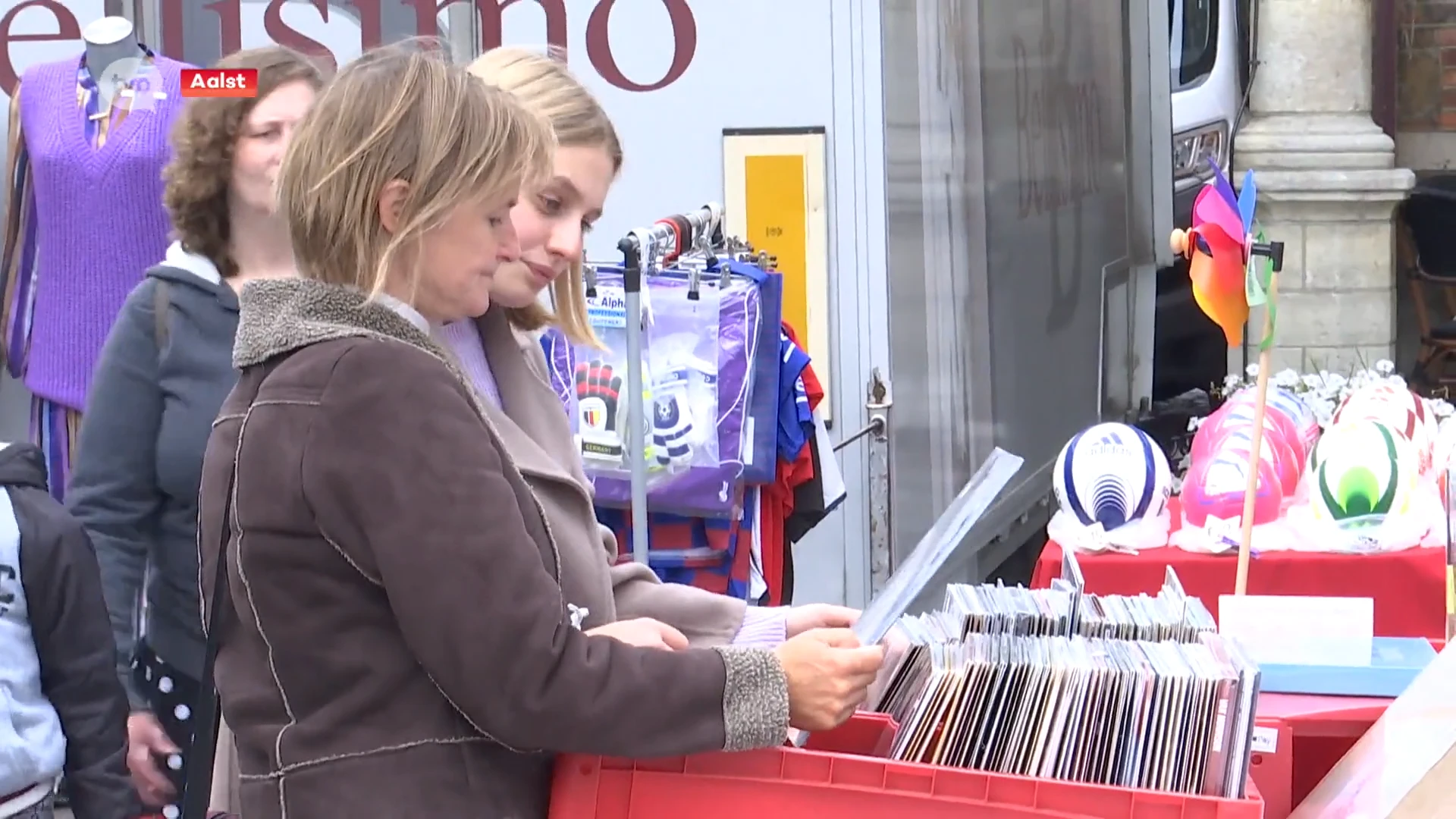 Weekend van de Klant lokt ook heel wat volk naar de markt in Aalst