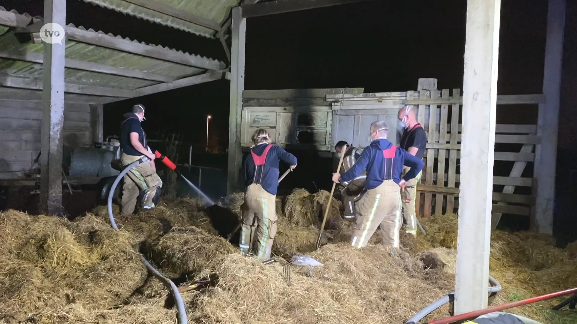 Vrouw van 88 zwaargewond na hooibrand in Smetlede