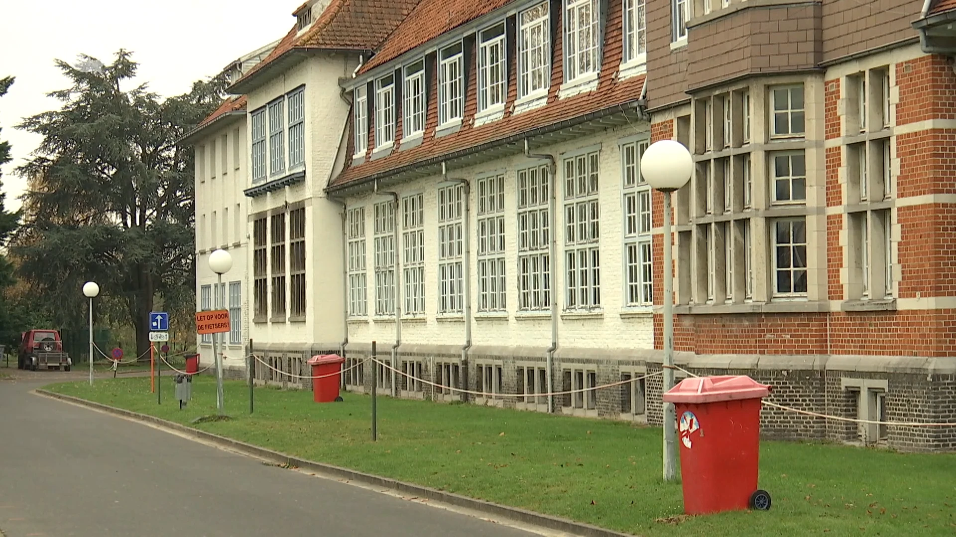 Middelbare school Mariagaard in Wetteren moet voor de tweede keer op nog geen maand tijd dicht door corona-uitbraak