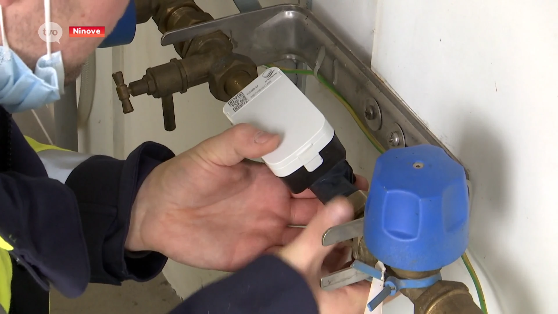 In Ninove is de eerste digitale watermeter in Vlaanderen geïnstalleerd, dit jaar volgen er nog 70.000