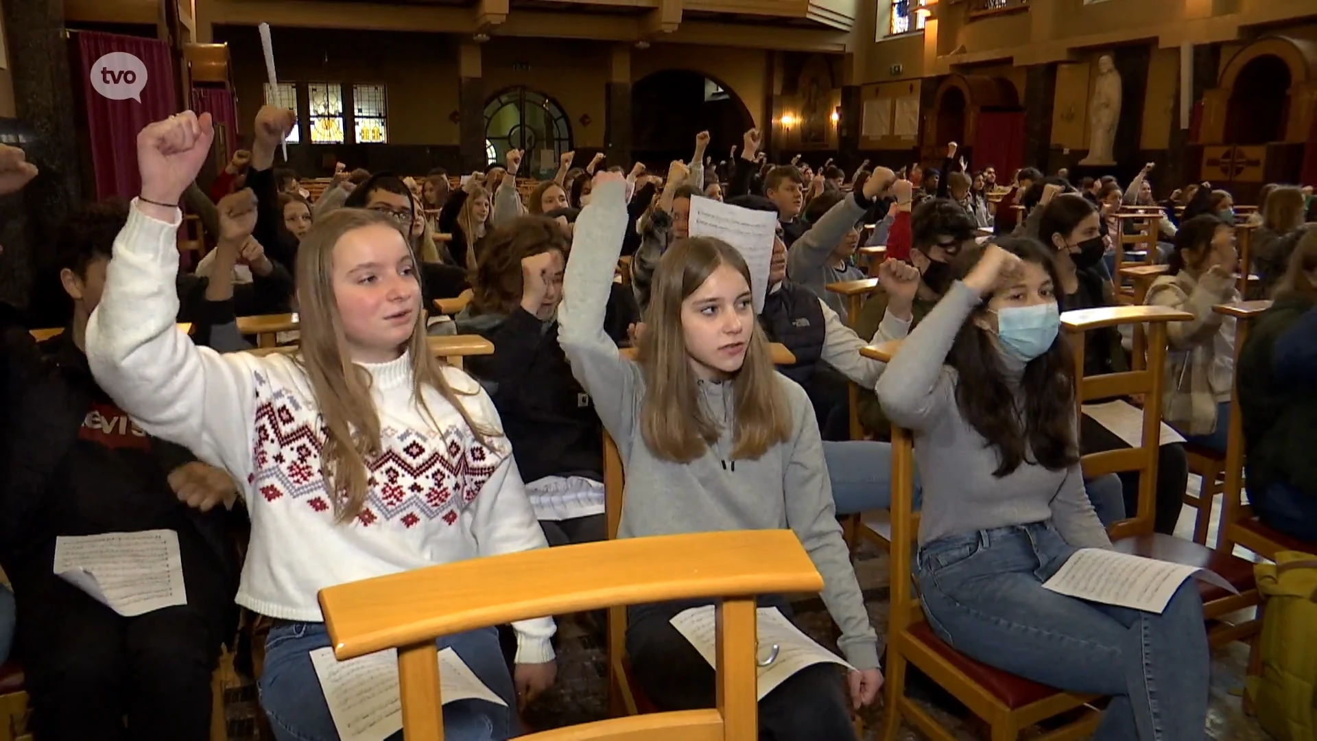 Sint-Jozefinstituut Wetteren zingt 'Together' in solidariteit met Oekraïne