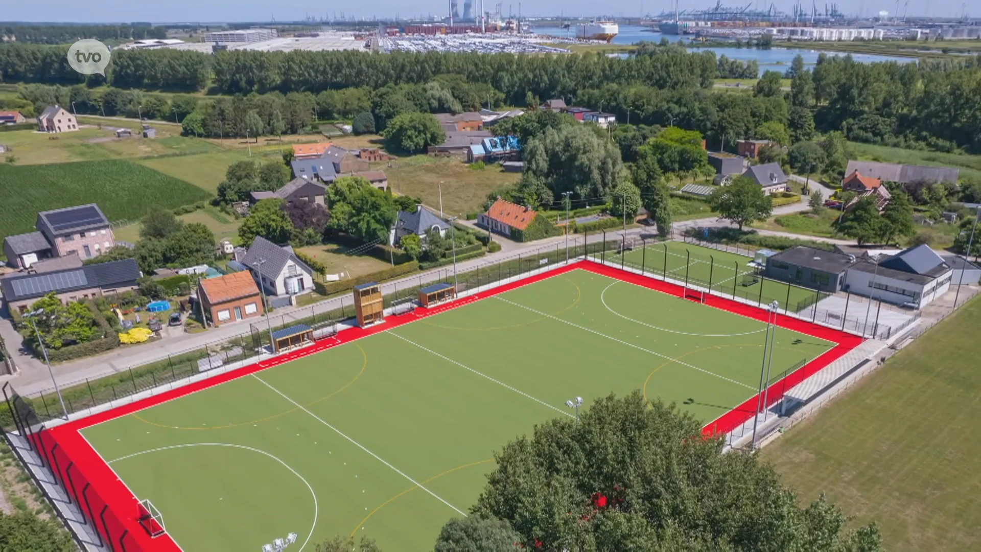 Hockeyclub Beveren heeft eindelijk haar eigen terrein in Verrebroek: "Eén van de beste velden in België"