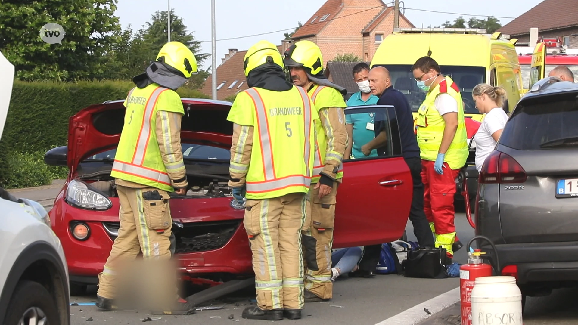 Jonge vrouw zwaargewond bij verkeersongeval in Tielrode