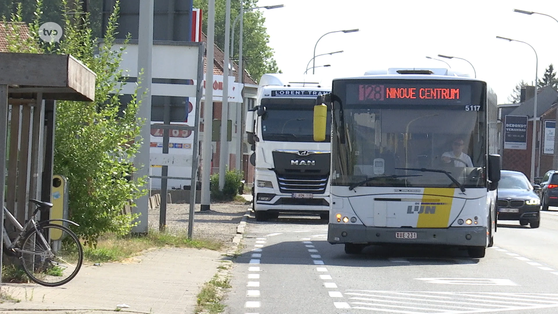 Ninoofse chauffeur (55) De Lijn in elkaar geslagen, vakbonden en directie in overleg