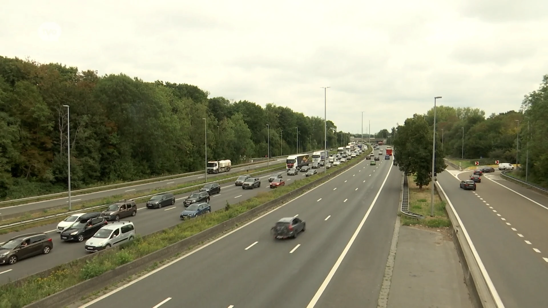 Verkeer in Aalst probeert megafile op E40 aan Erpe-Mere te omzeilen