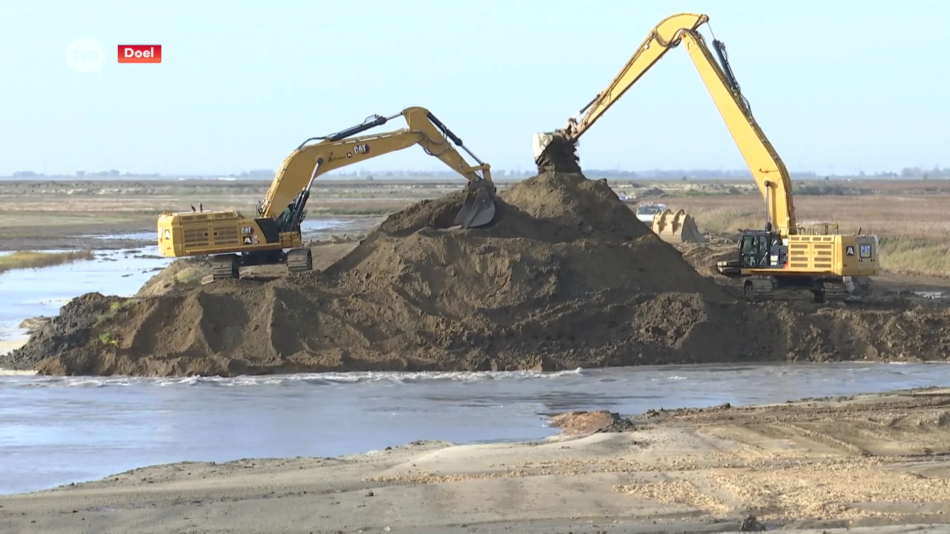 Scheldewater stroomt weer Hedwigepolder binnen