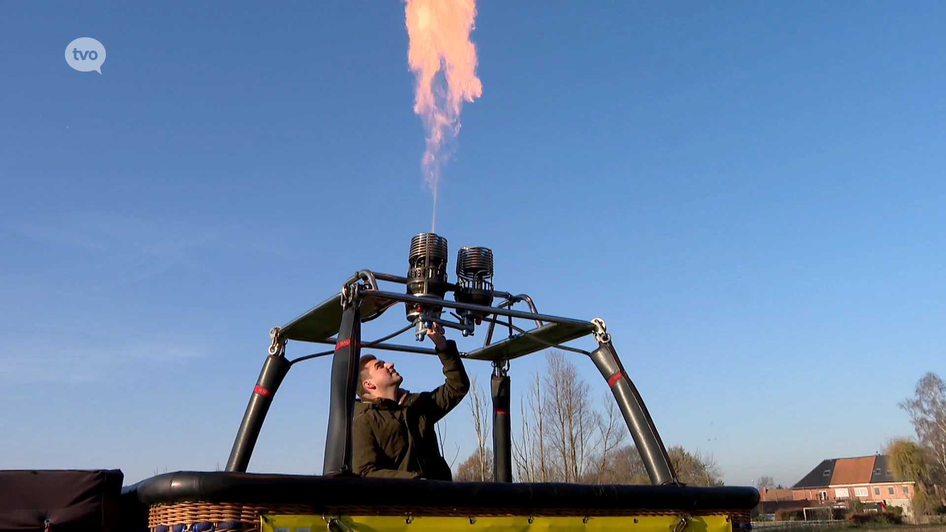 Sint-Niklase piloot Kenian Dekein verbetert Belgisch duurrecord ballonvaren