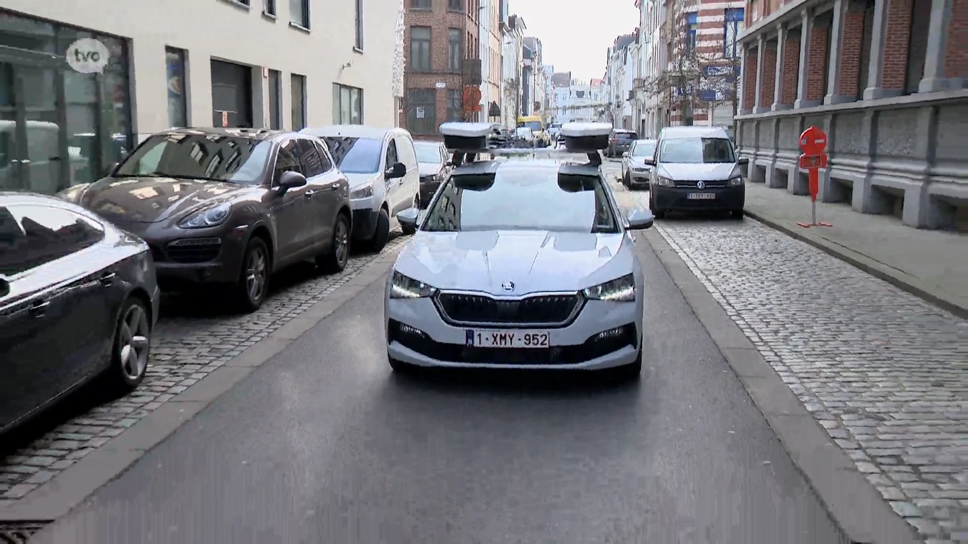 Vanaf 1 februari checkt deze scanwagen in Sint-Niklaas of je betaald hebt om te parkeren