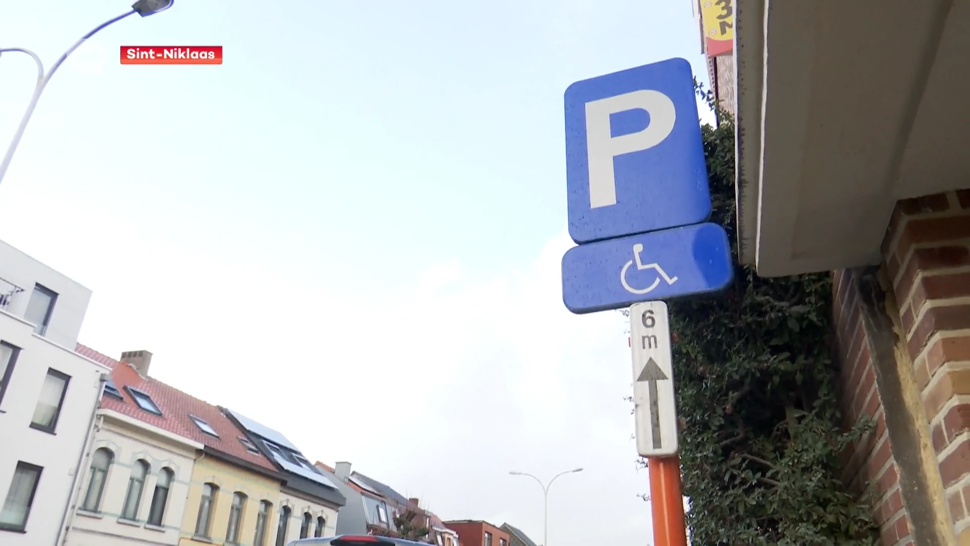 Mensen met een handicap nemen nieuw parkeersysteem in Sint-Niklaas op de korrel