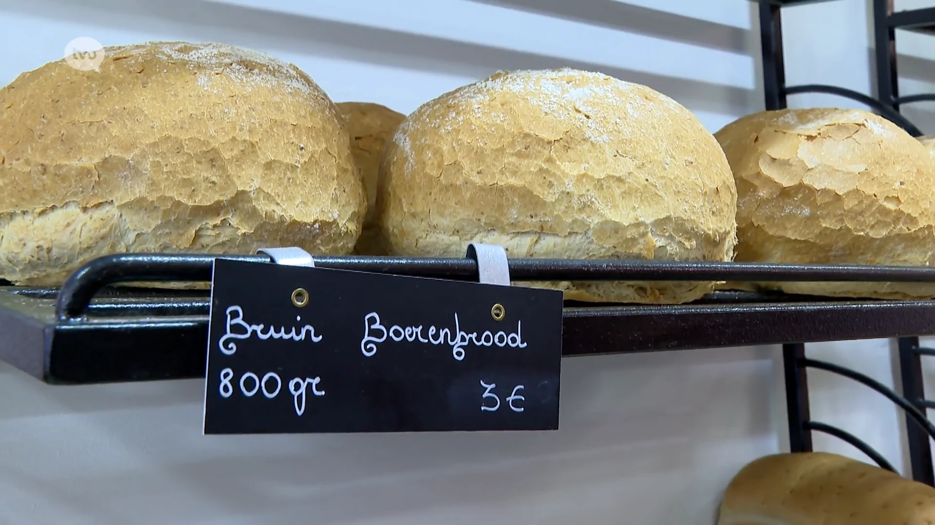 Het is zover: de prijs van een groot brood bereikt bij de bakker de grens van drie euro