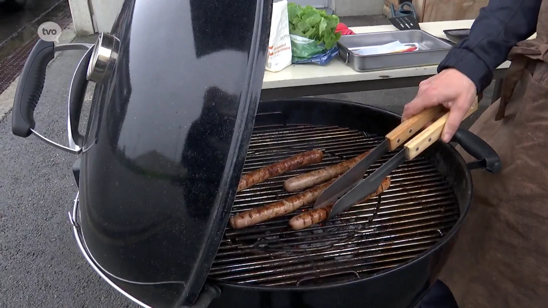 Sensibiliseringscampagne moet Vlaming veilig laten barbecueën: "Het loopt nog te vaak mis"