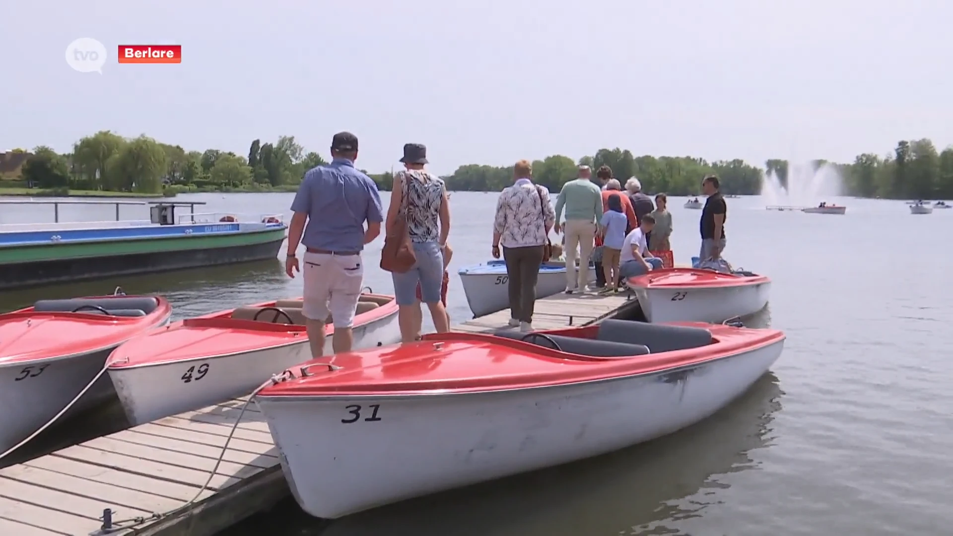 Ook bootverhuur op Donkmeer beleeft eindelijk topweekend: "In april lagen de bootjes leeg te dobberen"