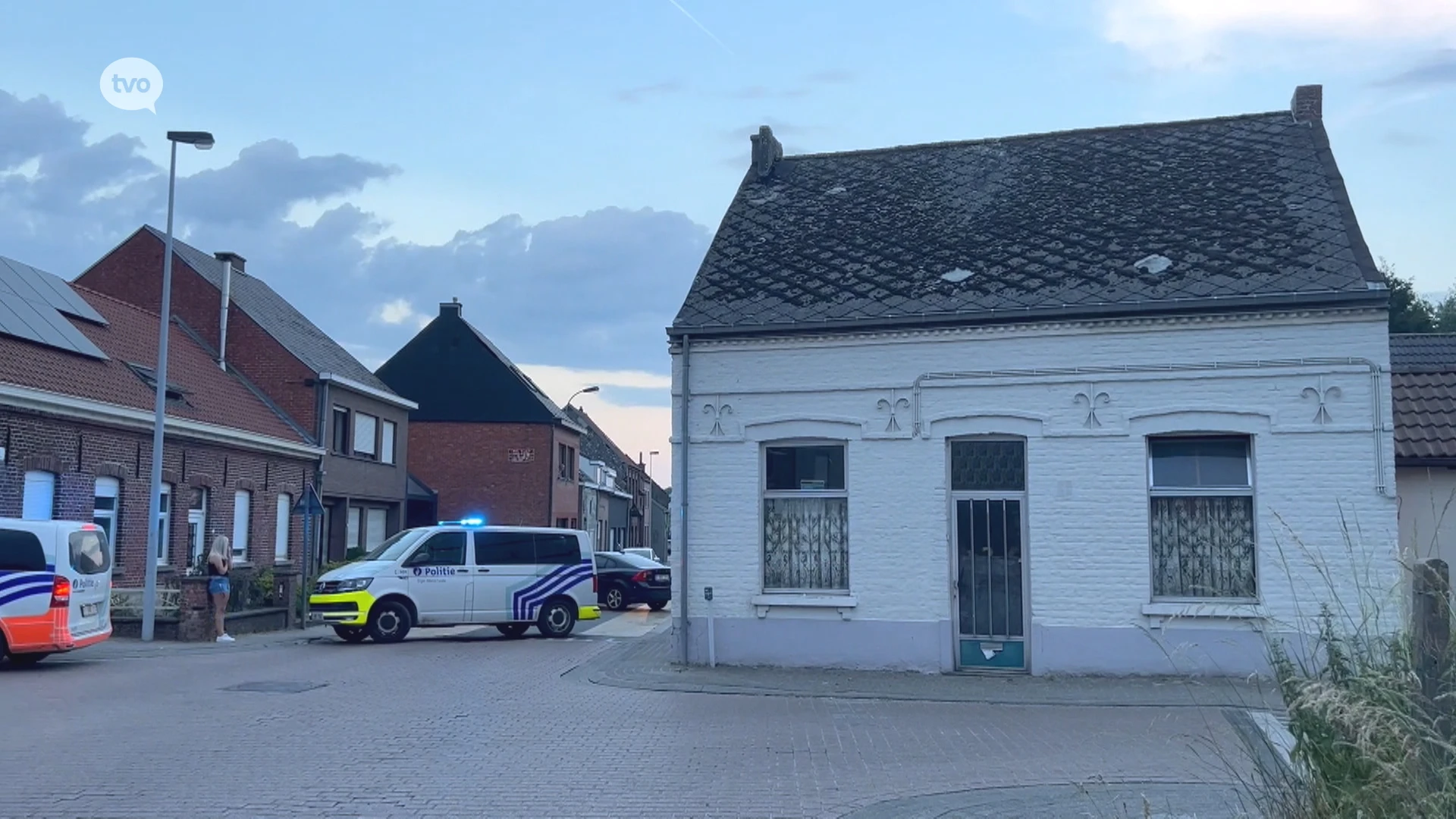 Politie schiet man neer die, net als in 2021, zich verschanste in ouderlijke woonst Lede