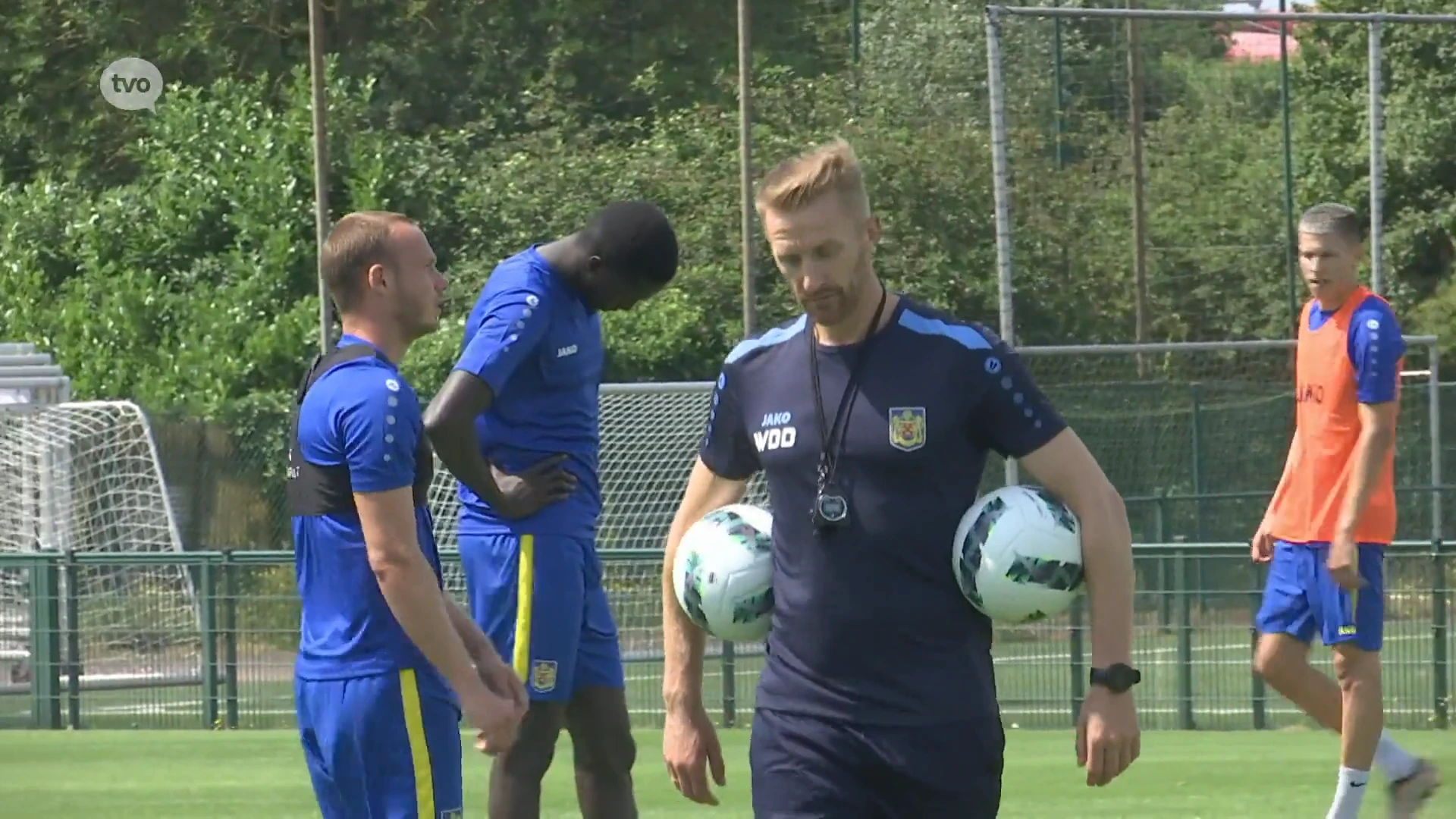 Onthoofd SK Beveren verzamelt voor eerste veldtraining: "Er ligt nog wel wat huiswerk op de plank"