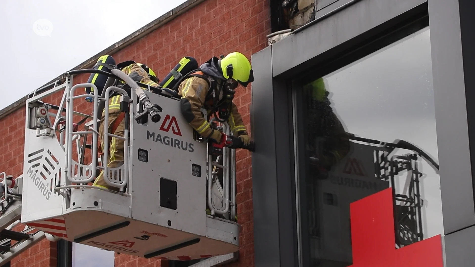 Onvoorzichtigheid zorgt voor kleine brand aan Rode Kruisgebouw in Beveren