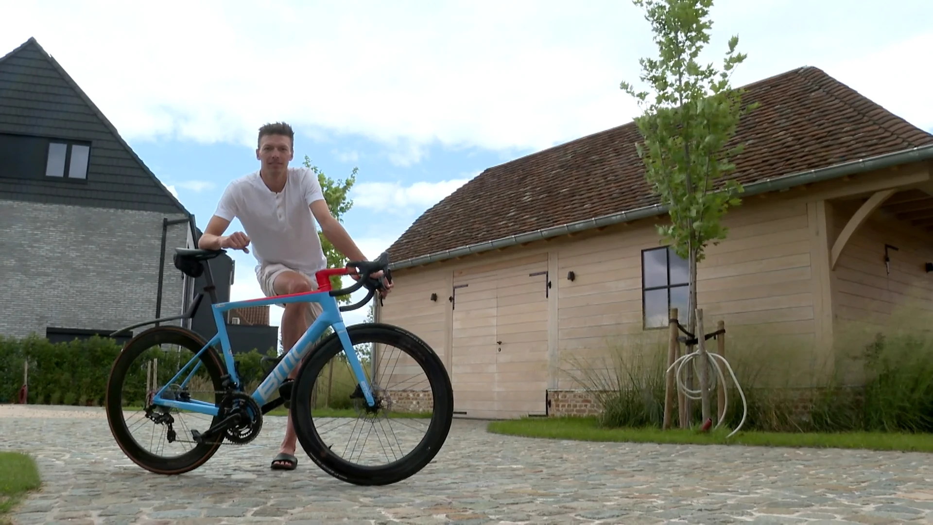 Oliver Naesen rijdt ook de komende twee jaar voor het Franse AG2R-Citroën