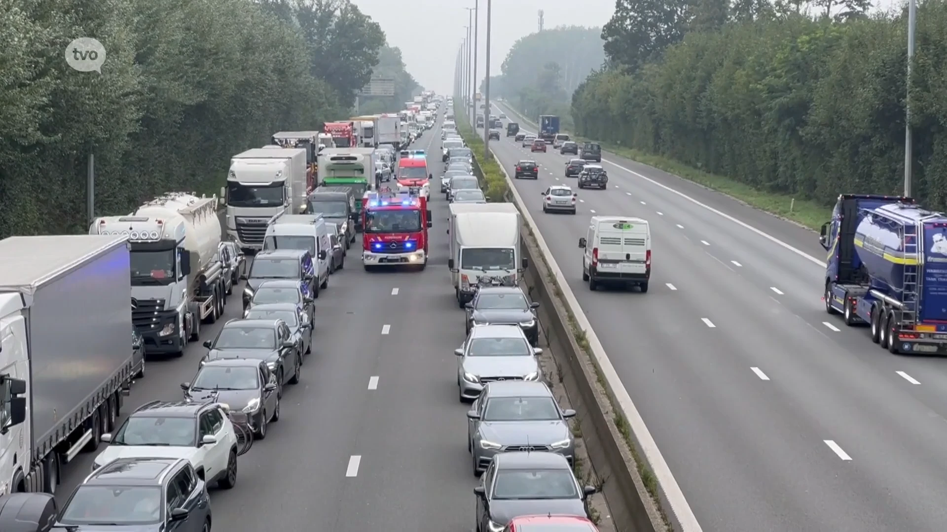 Moeizame avondspits op E40 door ongeval in Vlekkem