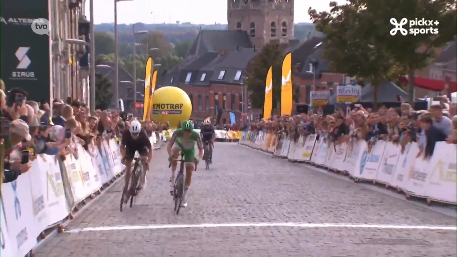 Italiaan Filippo Magli wint eerste editie van Smart Energy Systems Muur Classic