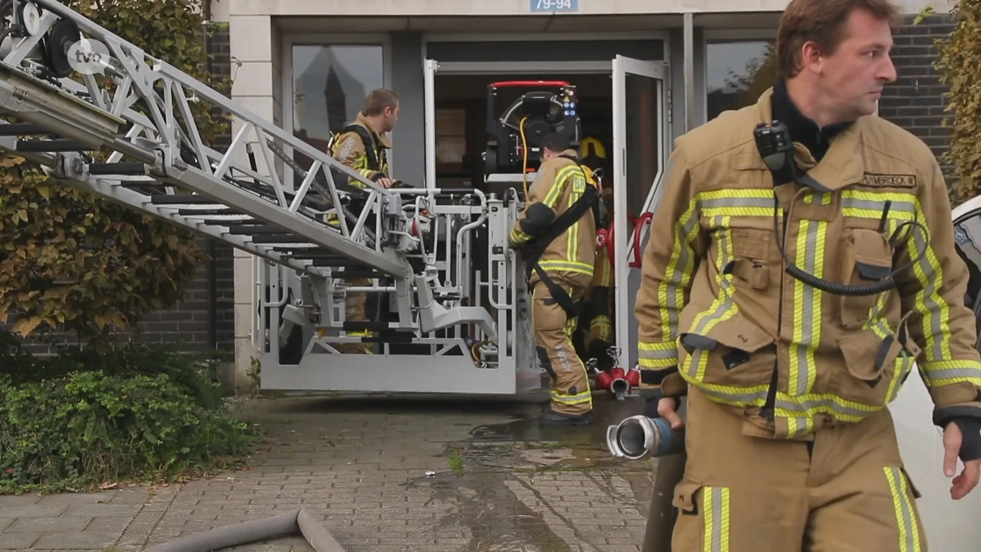 Bewoners Bevangen Door Rook Bij Appartementsbrand In Sint-Niklaas | TV OOST