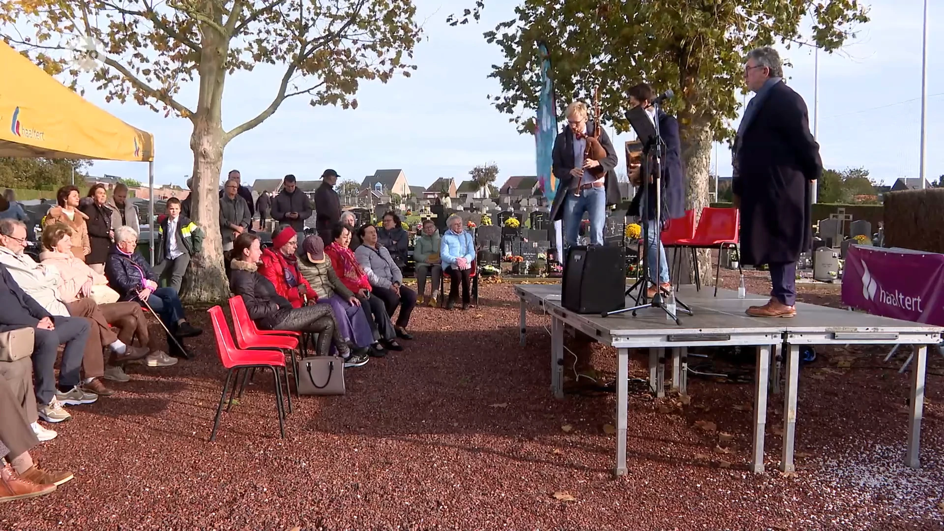 Reveil met muziek en poëzie op heel wat begraafplaatsen in de streek