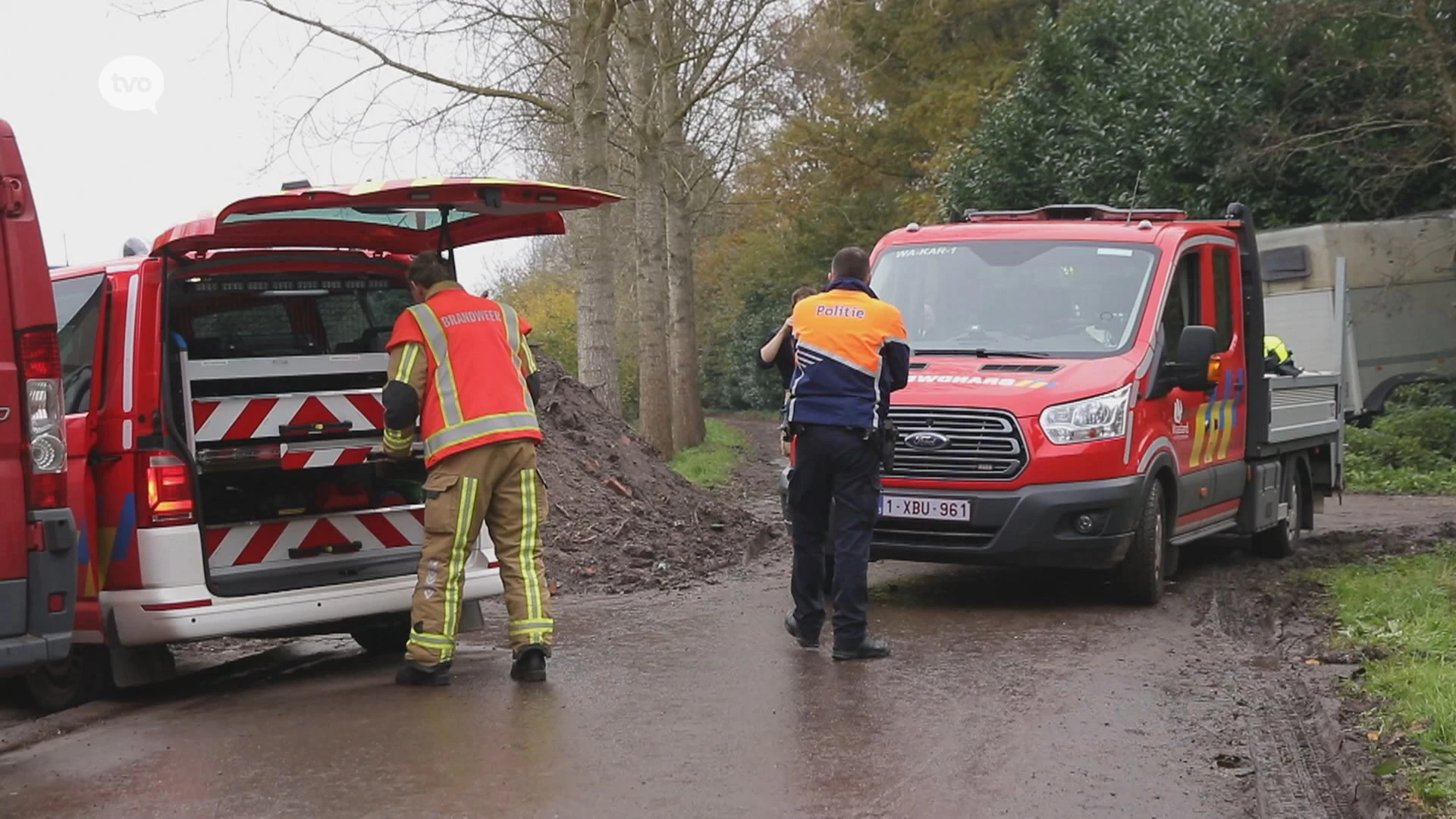 Giftige stoffen lekken weg na bedrijfsbrand in Waasmunster