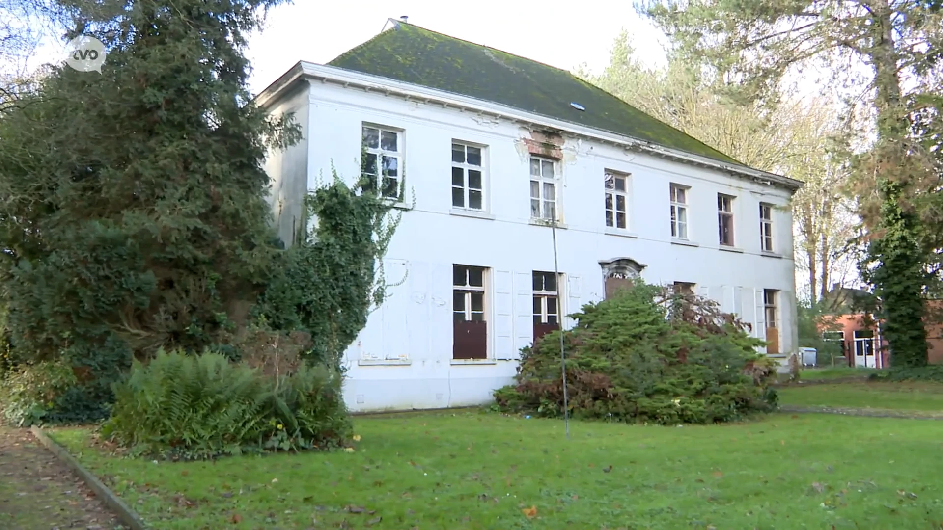 Groen licht voor de verkoop van de oude, beschermde pastorie van Oudegem