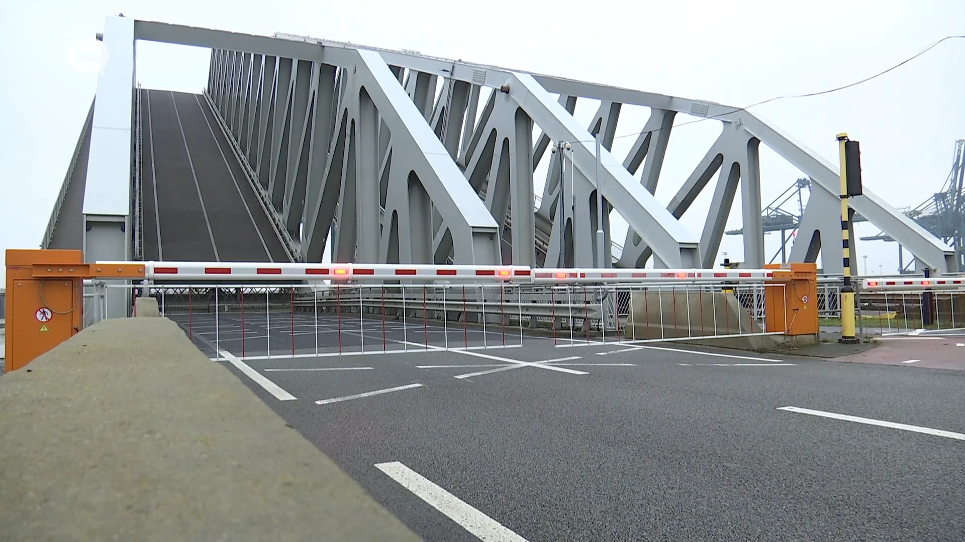 Scheepvaartverkeer naar Vlaamse havens nog altijd flink verstoord door vakbondsacties