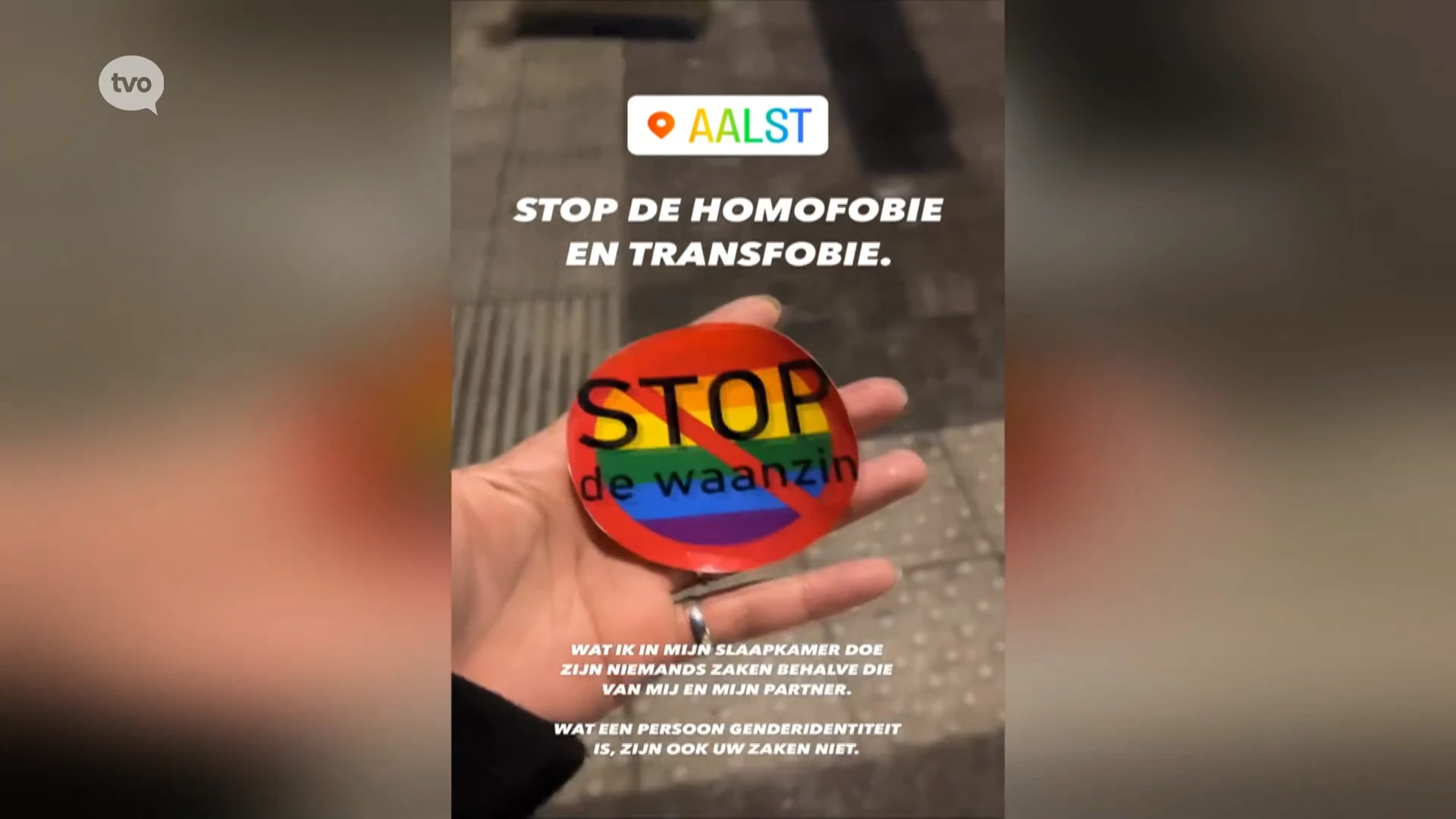 Anti-holebisticker duikt op in Aalst: "Stop de waanzin"