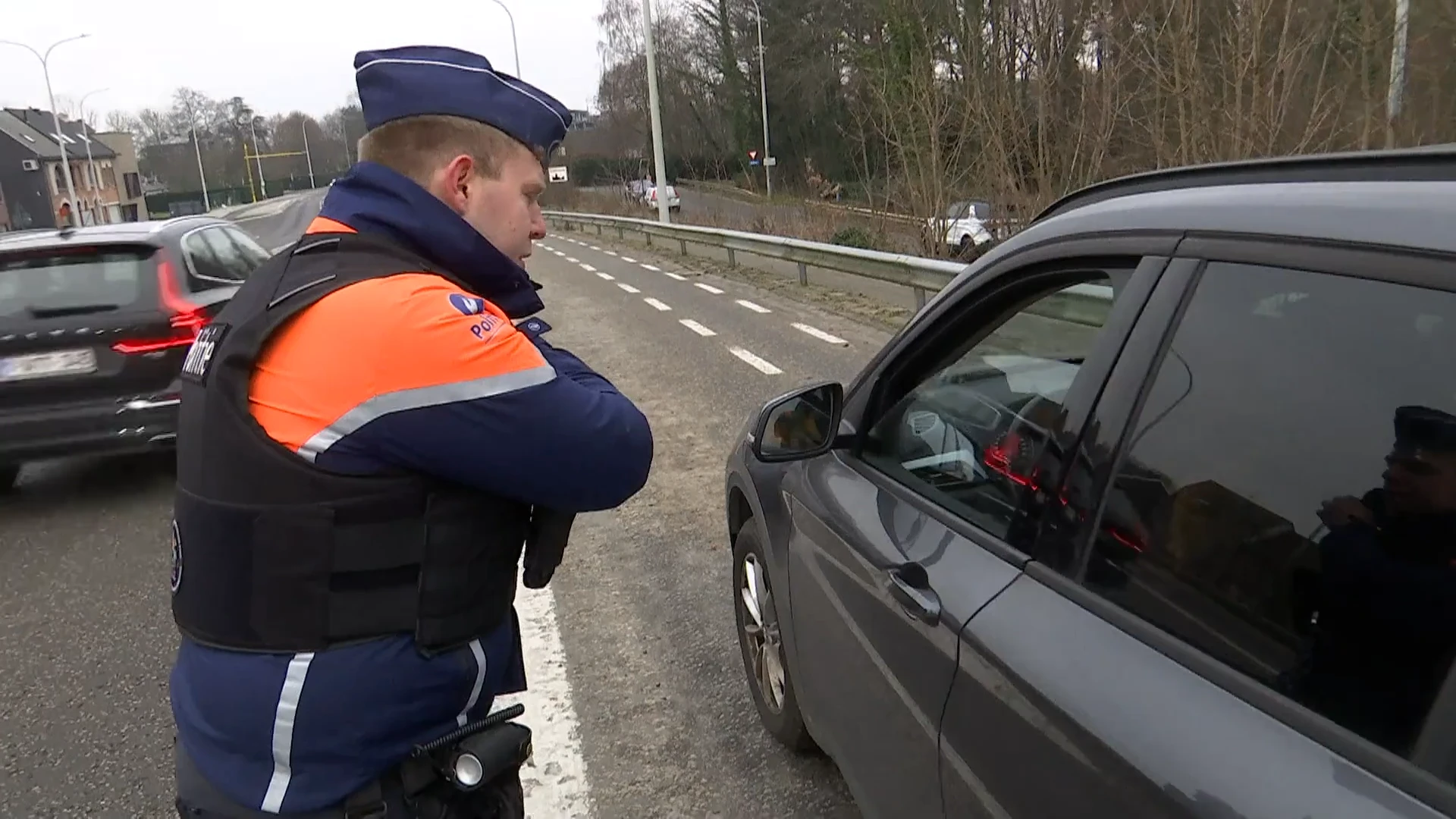 Politie zet aspiranten in tijdens grote controle-acties op alcohol en drugs: "Zo zetten ze de theorie om in de praktijk"