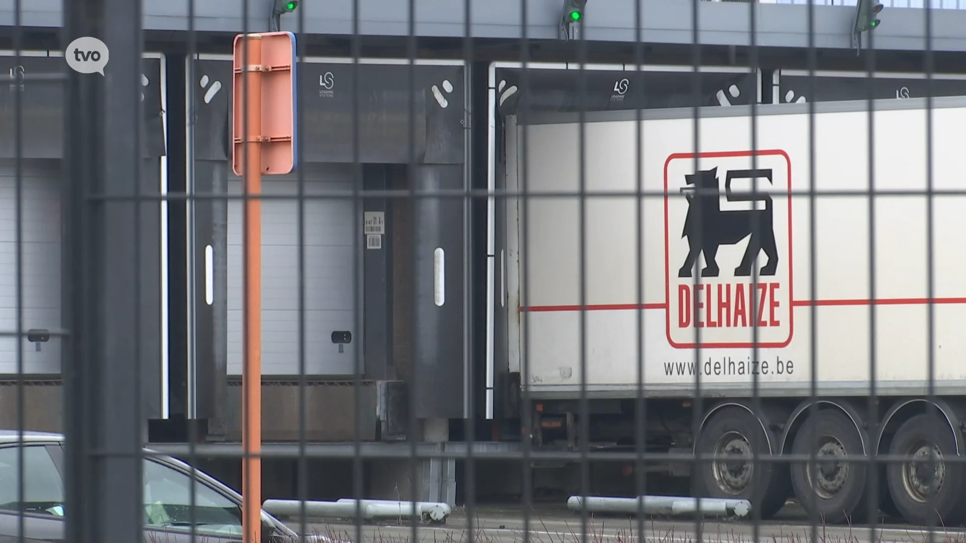 Boze boeren hebben toegang tot distributiecentrum Delhaize in Ninove weer vrijgegeven