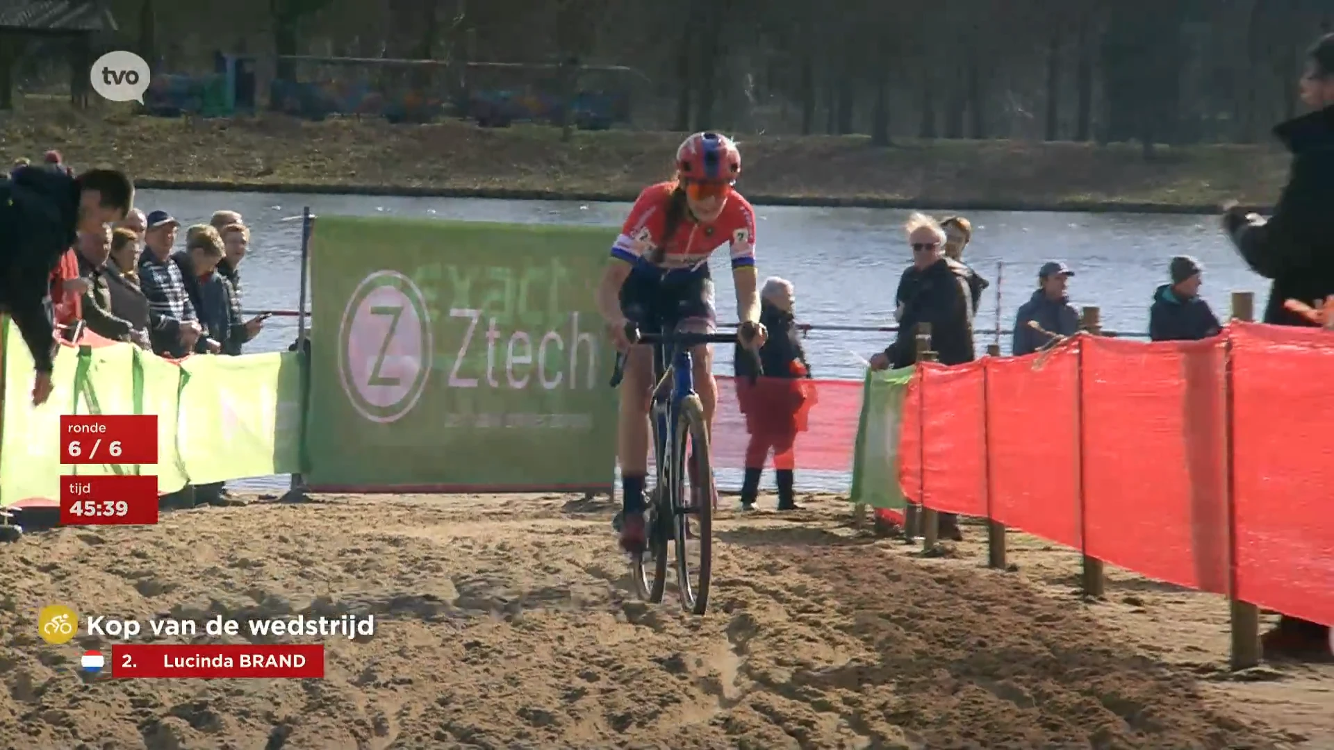 Lucinda Brand wint Waaslandcross bij de vrouwen